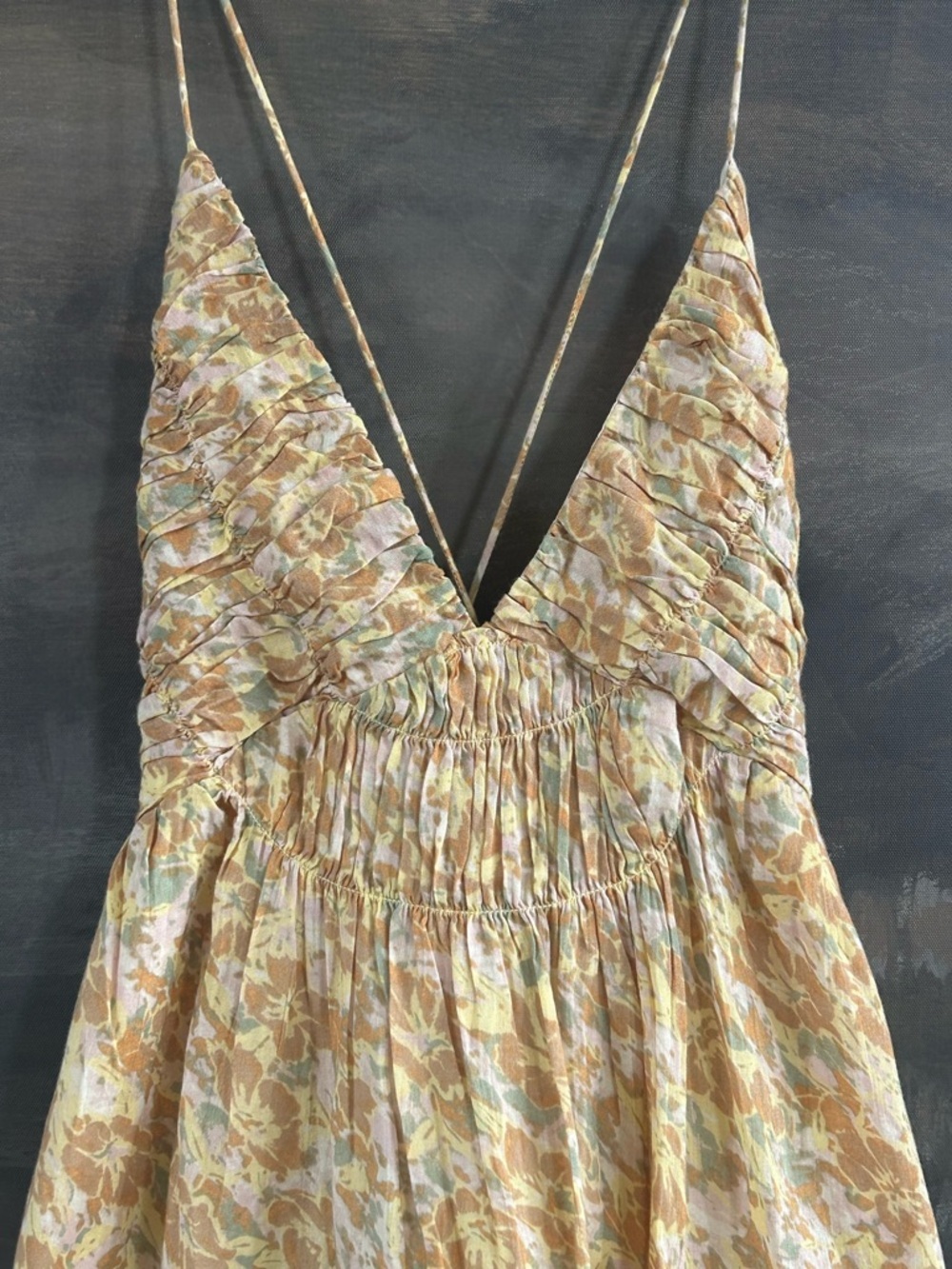 NWOT Treasure & Bond Pale Yellow Floral Smocked V-Neck Maxi Dress - Picture 6 of 11